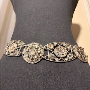 Silver-Tone Decorative Link Waist Belt with Mother-of-Pearl Accents